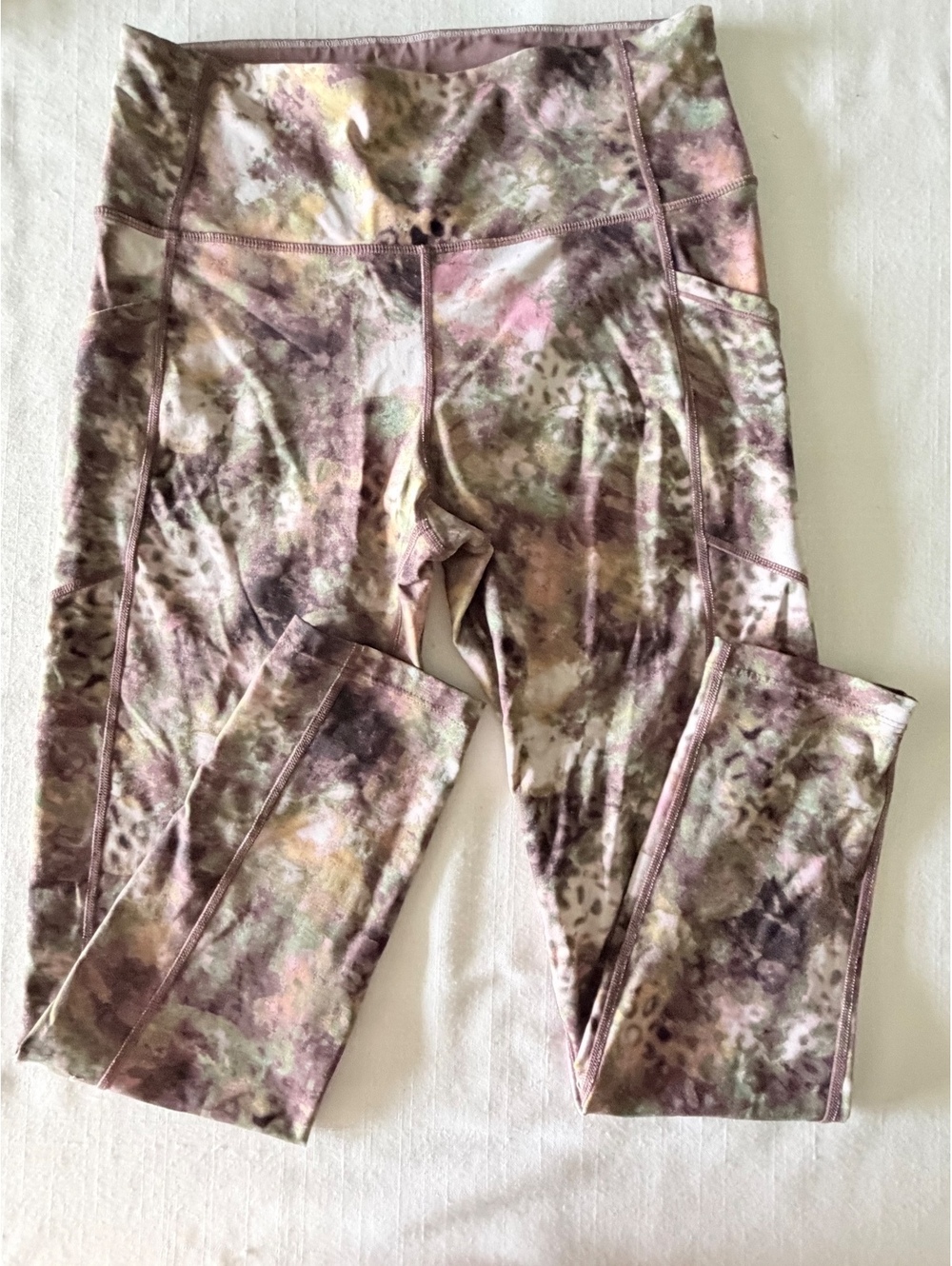Calvin Klein Performance Women's Medium High-Waisted Printed Leggings with SideP
